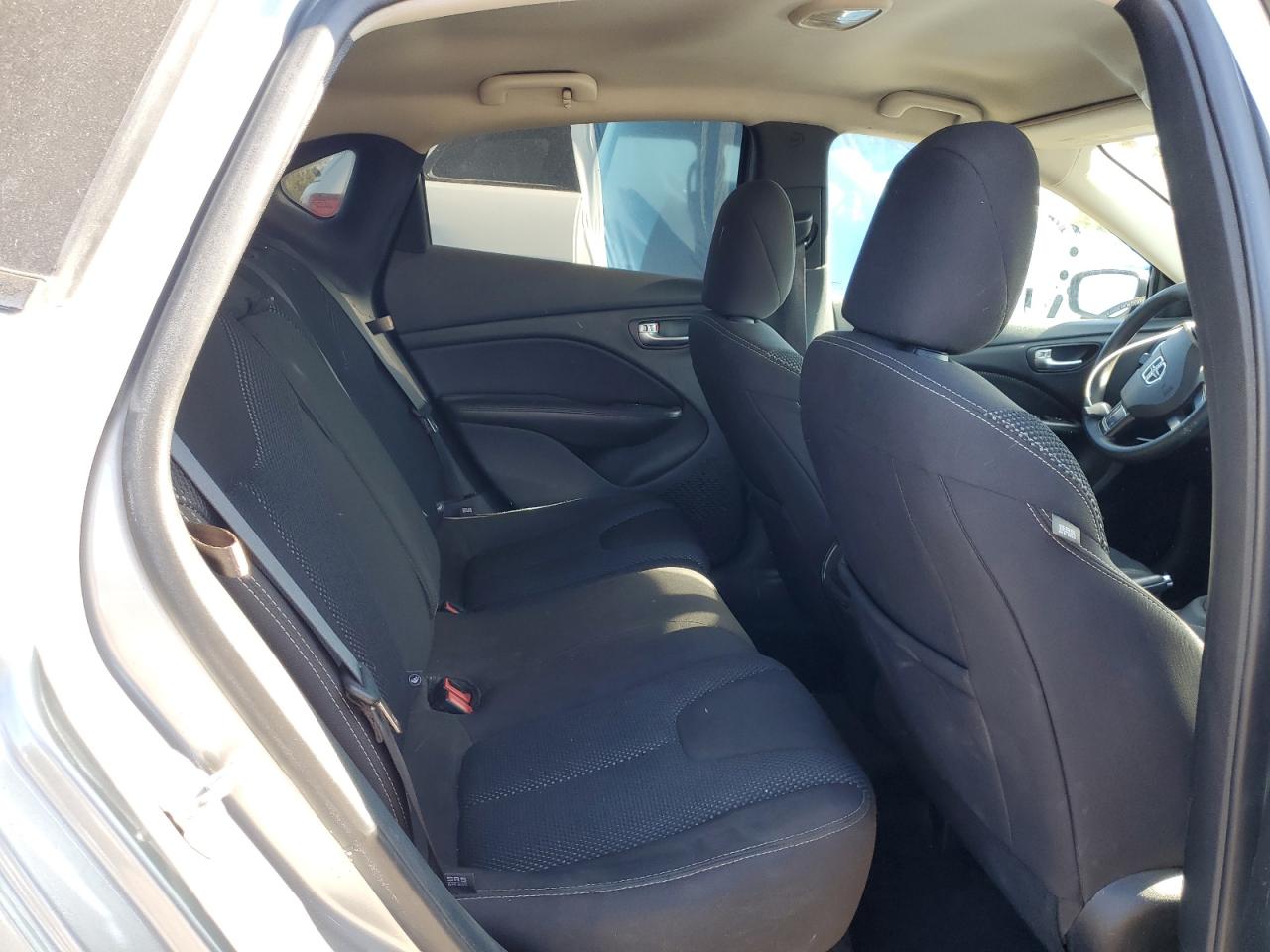 2015 Dodge Dart Sxt VIN: 1C3CDFBB2FD373744 Lot: 85342695