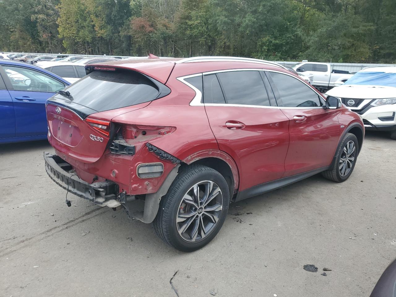 QX30 QX30