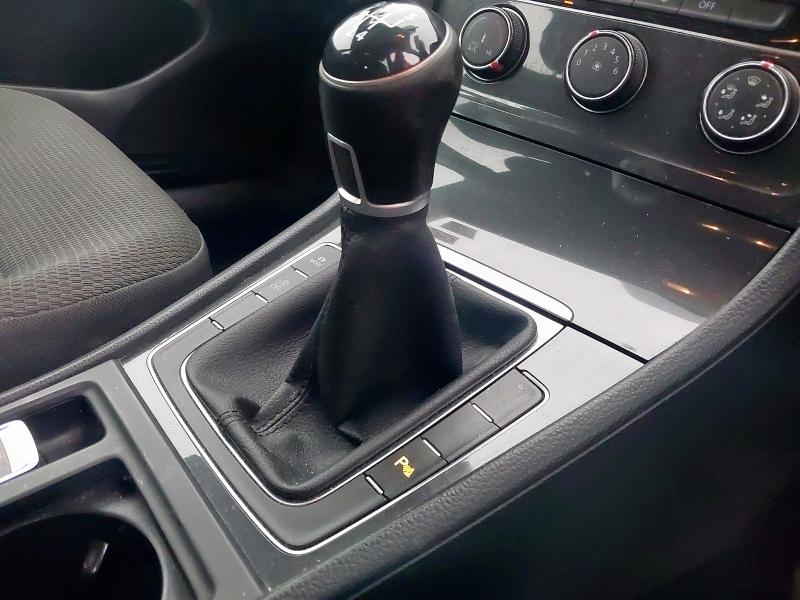 2017 VOLKSWAGEN GOLF 1.6 TDI SE 5DR [NAV]