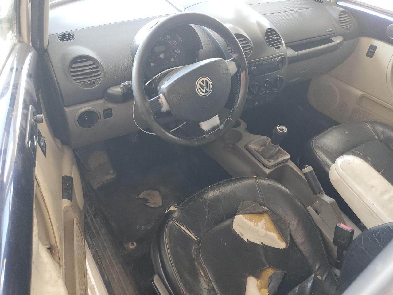 2000 Volkswagen New Beetle Gls Tdi VIN: 3VWCF21C7YM467888 Lot: 85684085