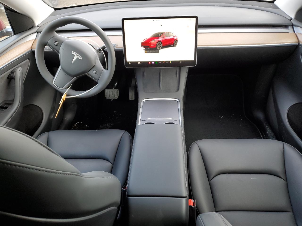 2024 Tesla Model Y VIN: LRWYGDFD9RC639180 Lot: 84914295