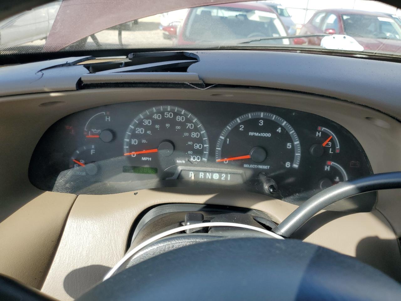 2000 Ford F150 VIN: 1FTRX08L0YKB07096 Lot: 85601605