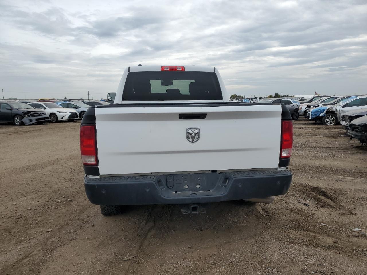 2018 Ram 1500 St VIN: 1C6RR7FG8JS208957 Lot: 81096005