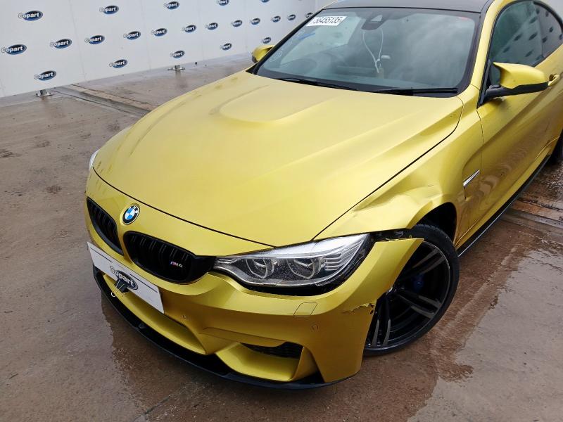2015 BMW M4 S-A 