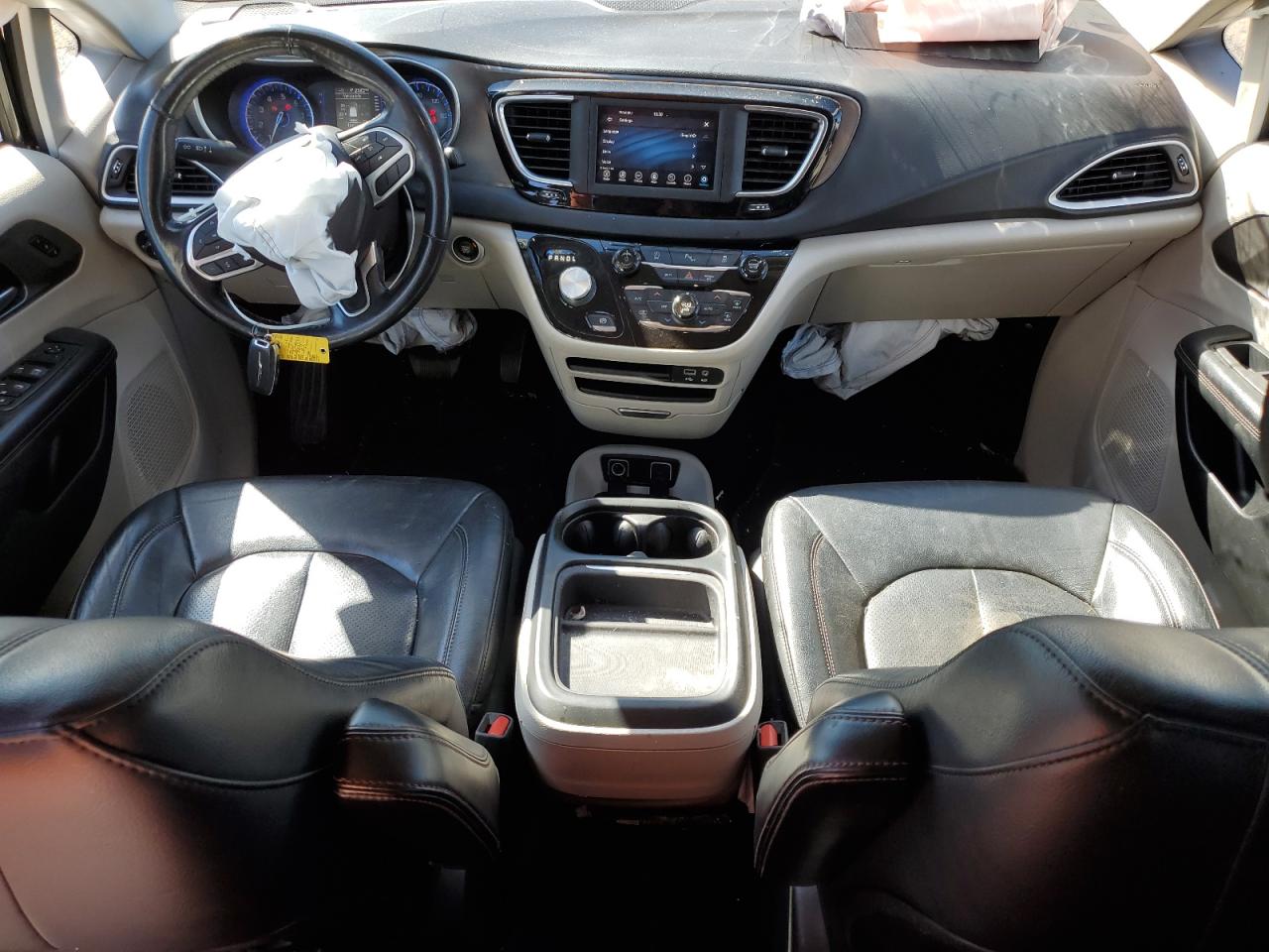 2020 Chrysler Pacifica Touring L VIN: 2C4RC1BG1LR285753 Lot: 87403355