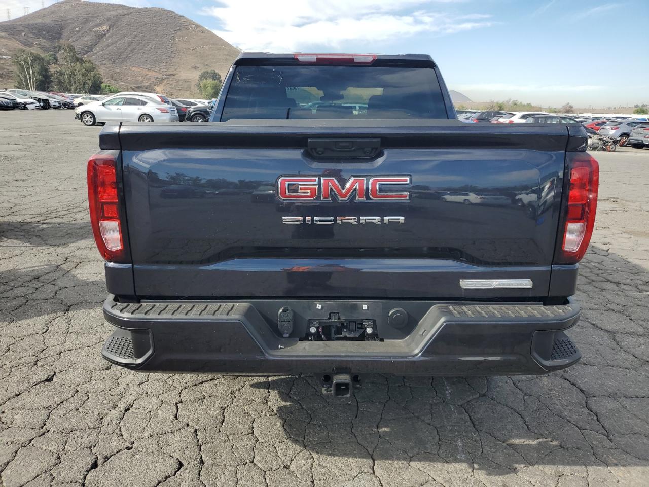 2025 GMC Sierra K1500 Elevation VIN: 1GTUUCED0SZ302065 Lot: 90923685