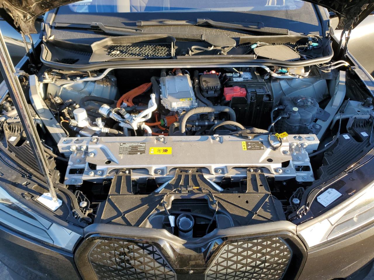 2024 BMW Ix xDrive50 VIN: WB523CF04RCR68182 Lot: 87116675