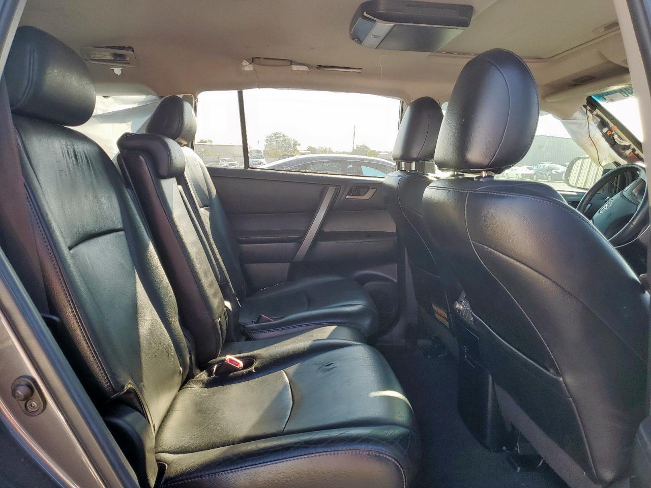 2010 Toyota Highlander Se VIN: 5TDKK3EH7AS018058 Lot: 81934695