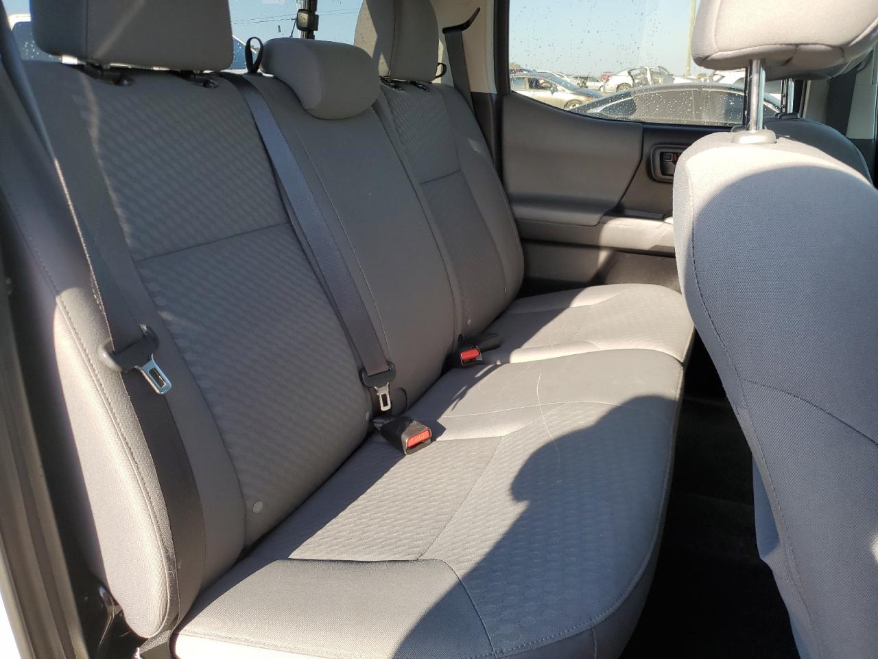 2020 Toyota Tacoma Double Cab VIN: 5TFAX5GN3LX165499 Lot: 84973885