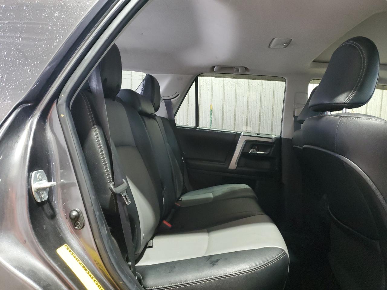 2016 Toyota 4Runner Sr5/Sr5 Premium VIN: JTEBU5JR2G5331131 Lot: 85492535