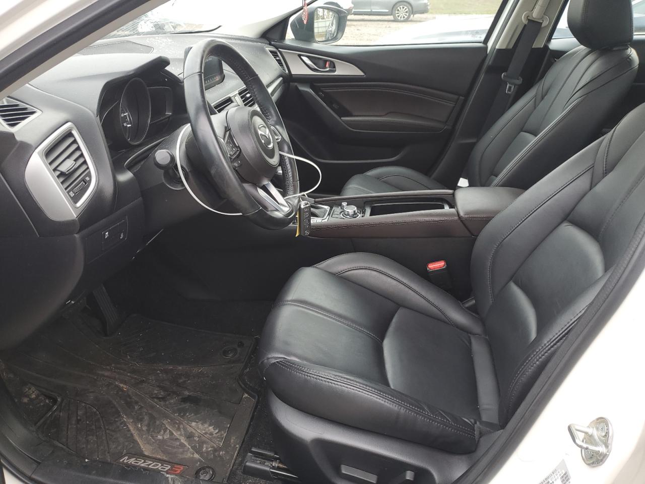 2018 Mazda 3 Touring VIN: 3MZBN1V30JM262163 Lot: 86209395