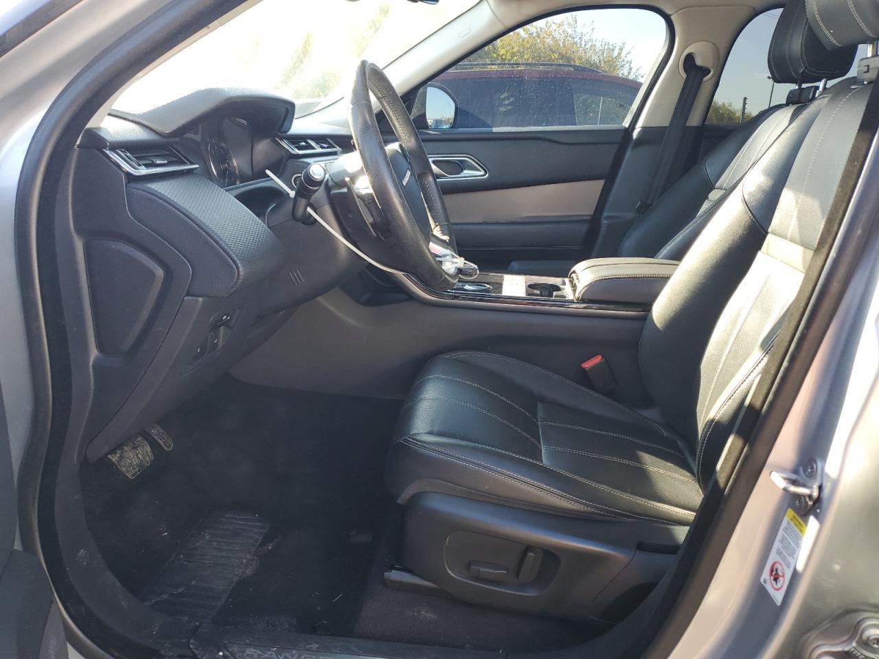 2019 Land Rover Range Rover Velar S VIN: SALYB2EX5KA220271 Lot: 90858845