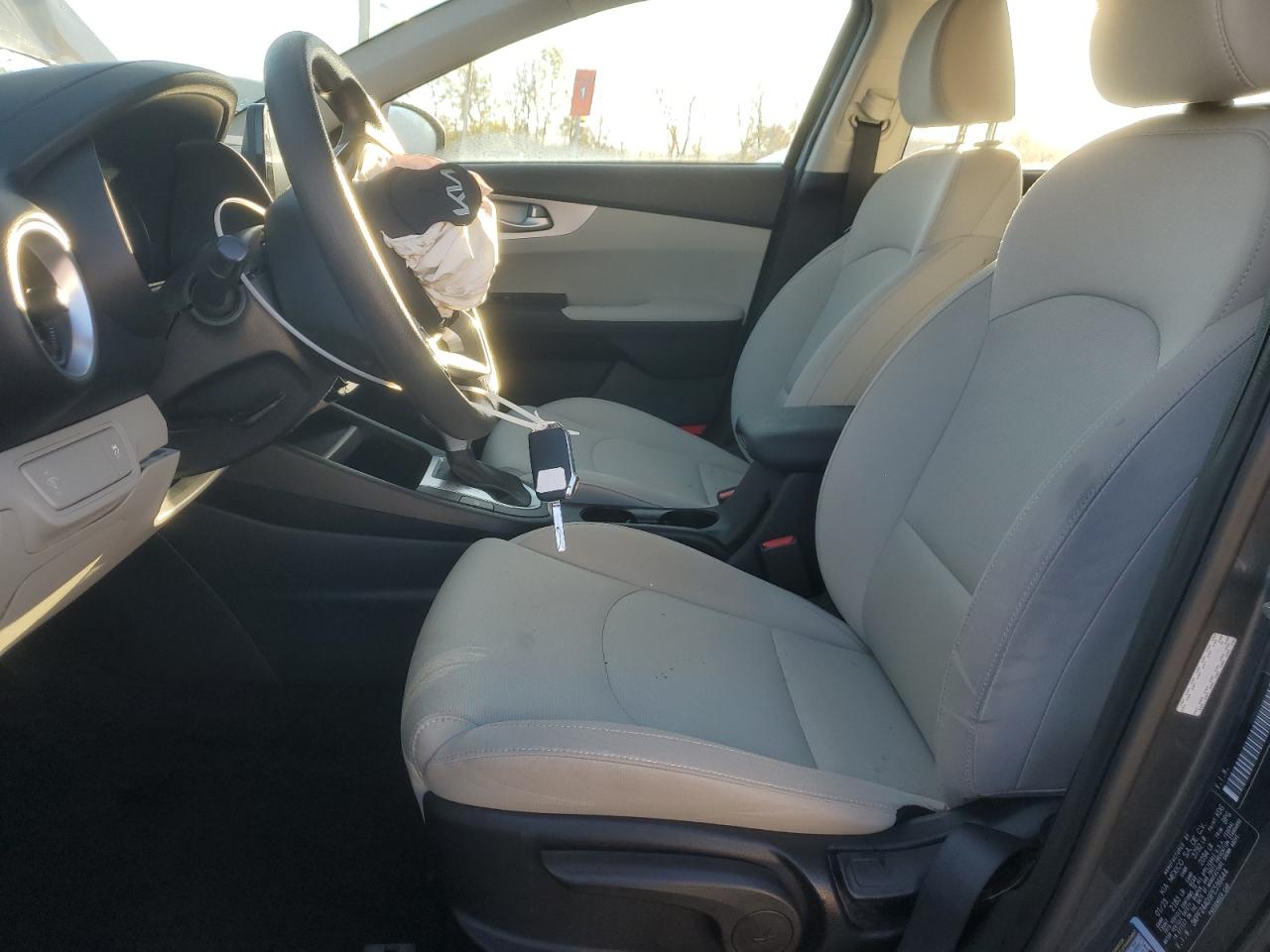 2023 Kia Forte Lx VIN: 3KPF24AD9PE596644 Lot: 82538925