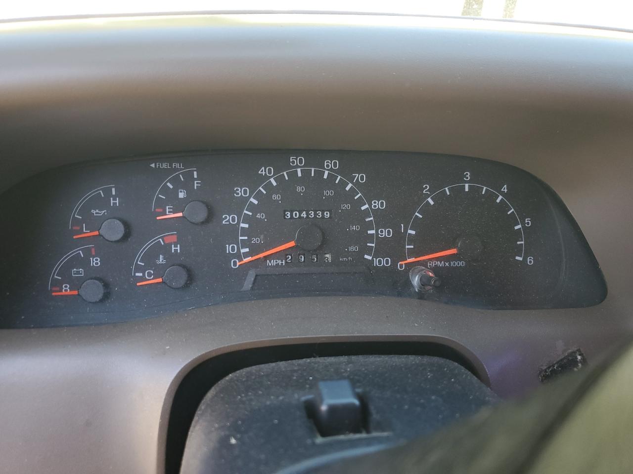 1999 Ford F250 Super Duty VIN: 1FTNF21L4XEE96264 Lot: 84626915