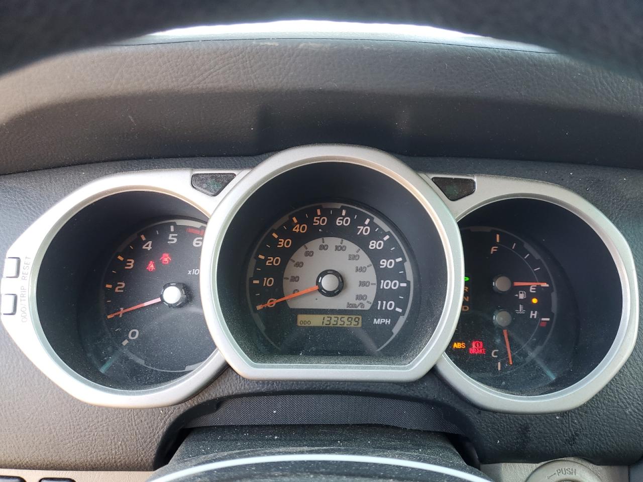 2004 Toyota 4Runner Sr5 VIN: JTEBU14RX40031334 Lot: 81802625