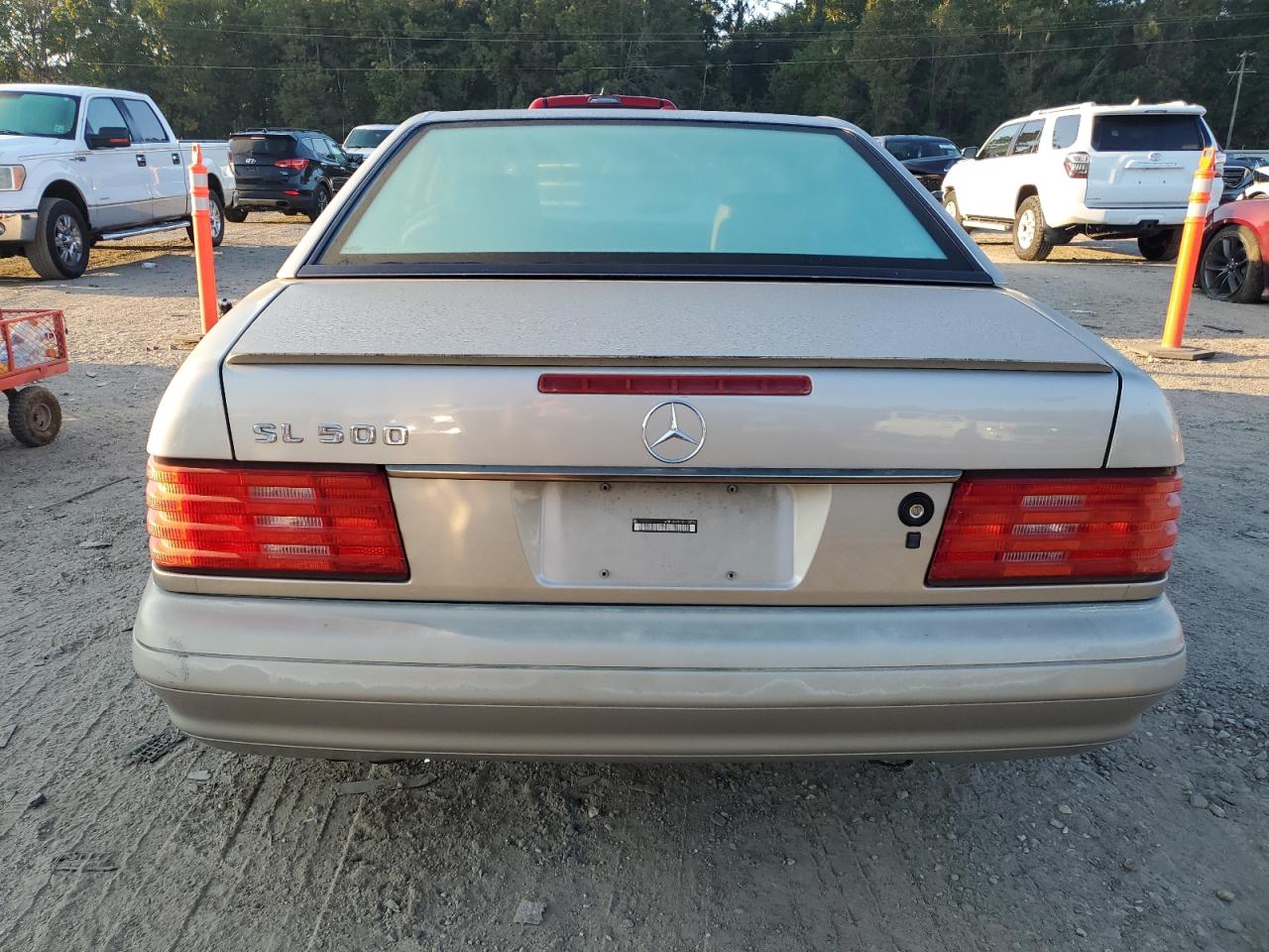 1997 Mercedes-Benz Sl 500 VIN: WDBFA67F0VF152710 Lot: 84878125