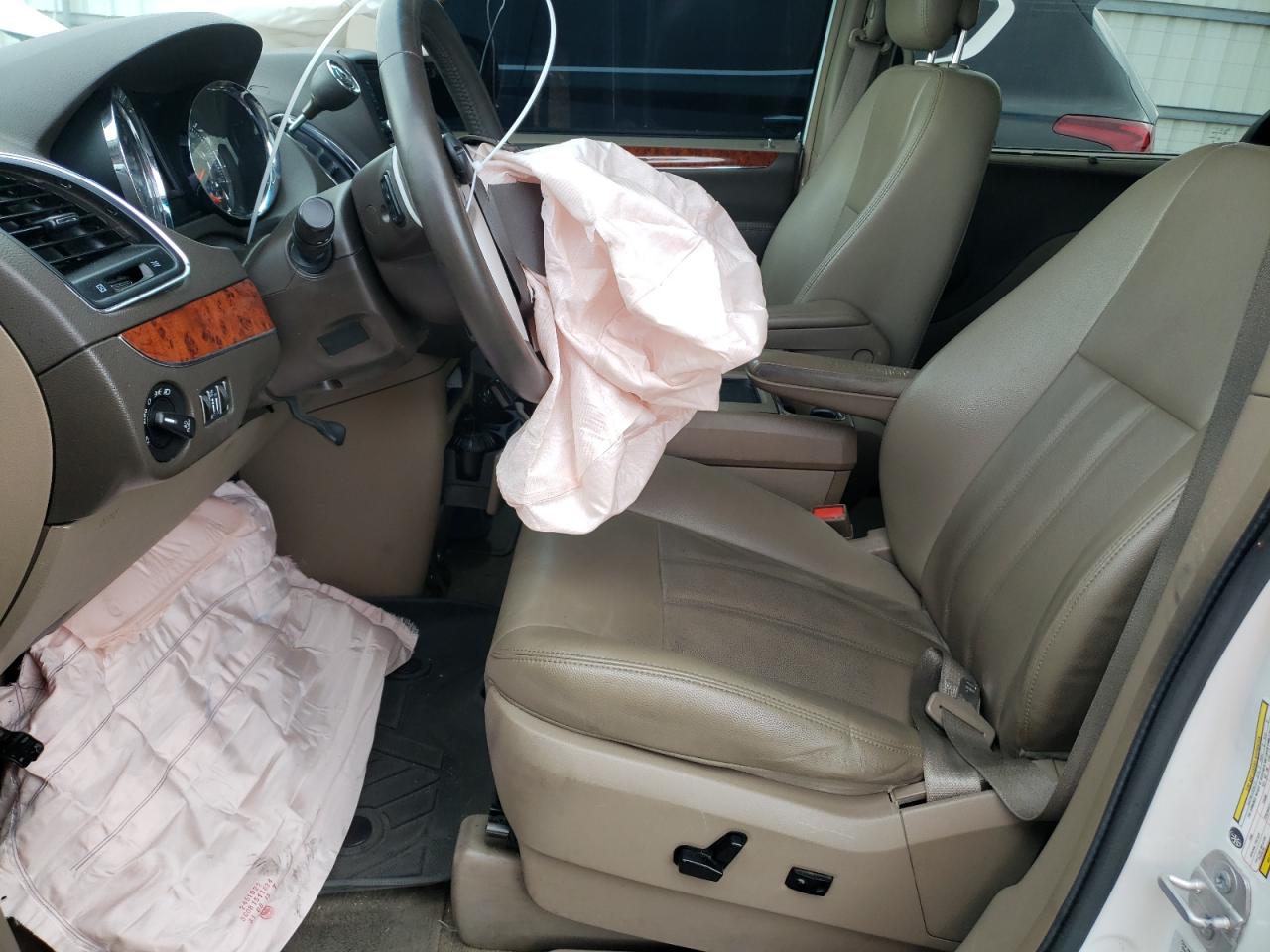 2016 Chrysler Town & Country Touring VIN: 2C4RC1BGXGR149790 Lot: 86530715