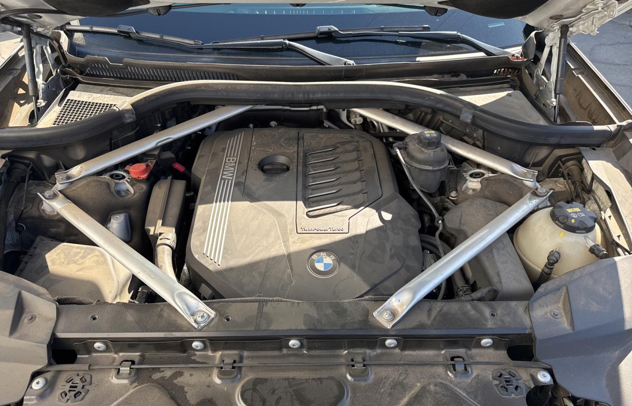 Фото: 5UXCW2C01L9B07305