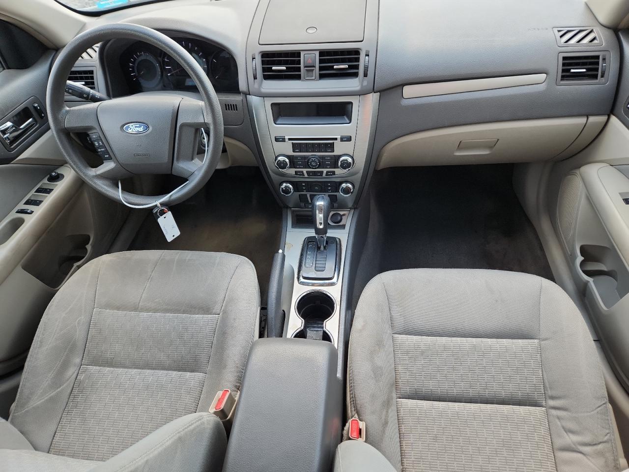 2012 Ford Fusion S VIN: 3FAHP0GA0CR130383 Lot: 84976945