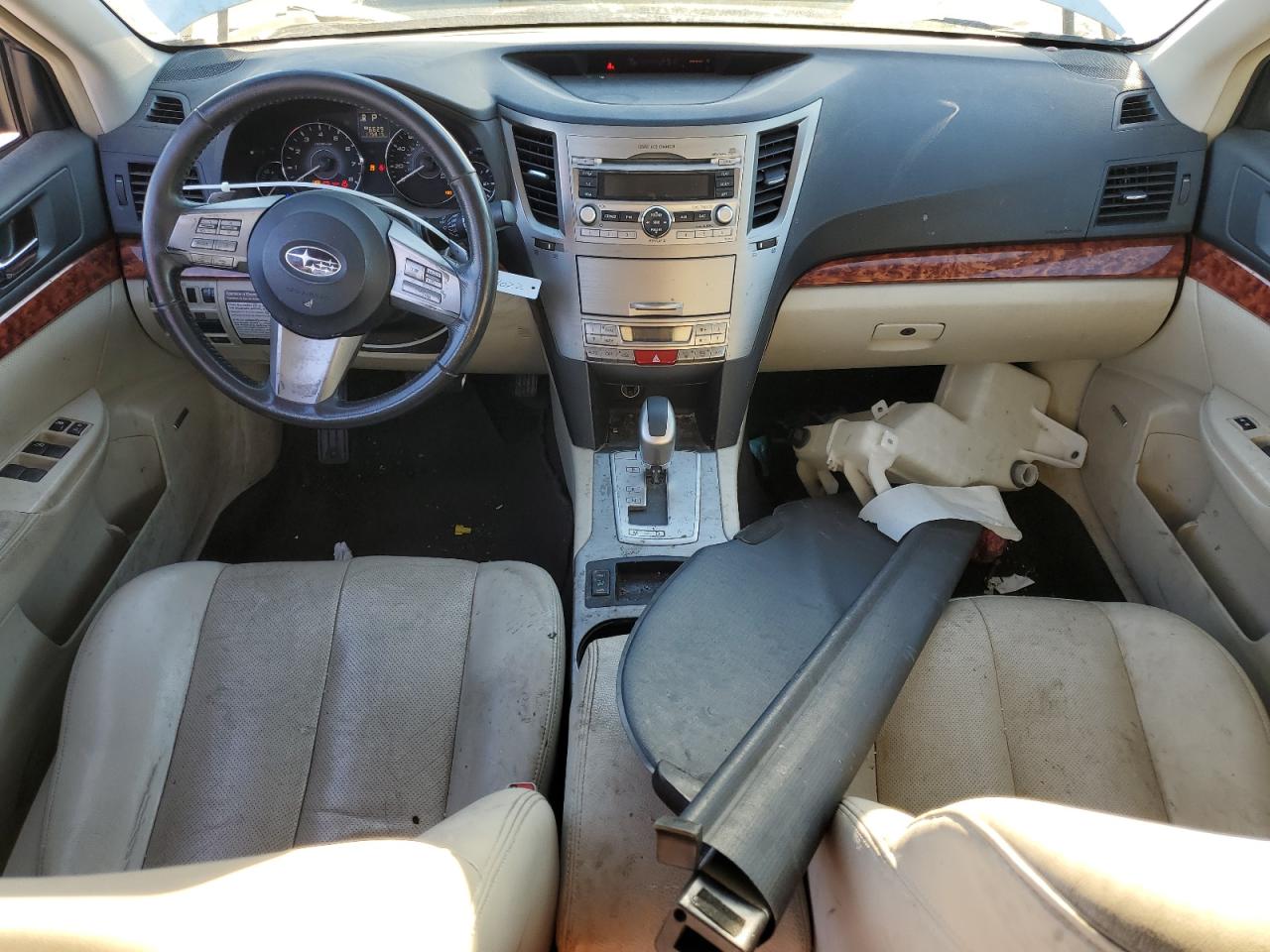 2010 Subaru Outback 2.5I Limited VIN: 4S4BRBKC3A3333189 Lot: 82181095