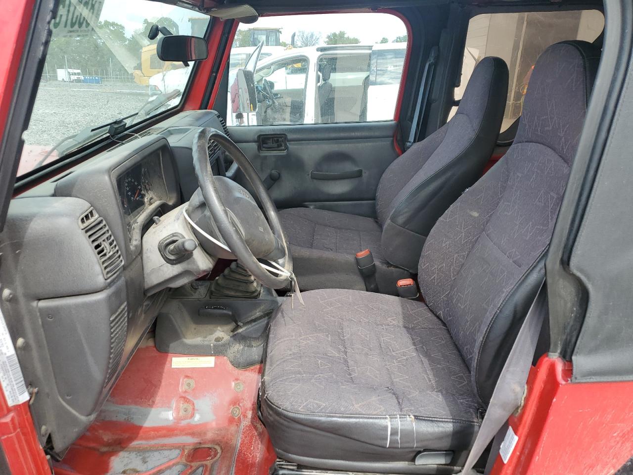 2002 Jeep Wrangler / Tj X VIN: 1J4FA39S92P737554 Lot: 85575655