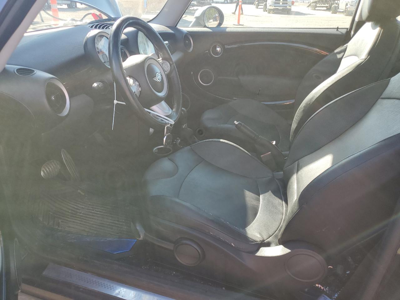 2009 Mini Cooper S VIN: WMWMF73559TW85914 Lot: 87021245