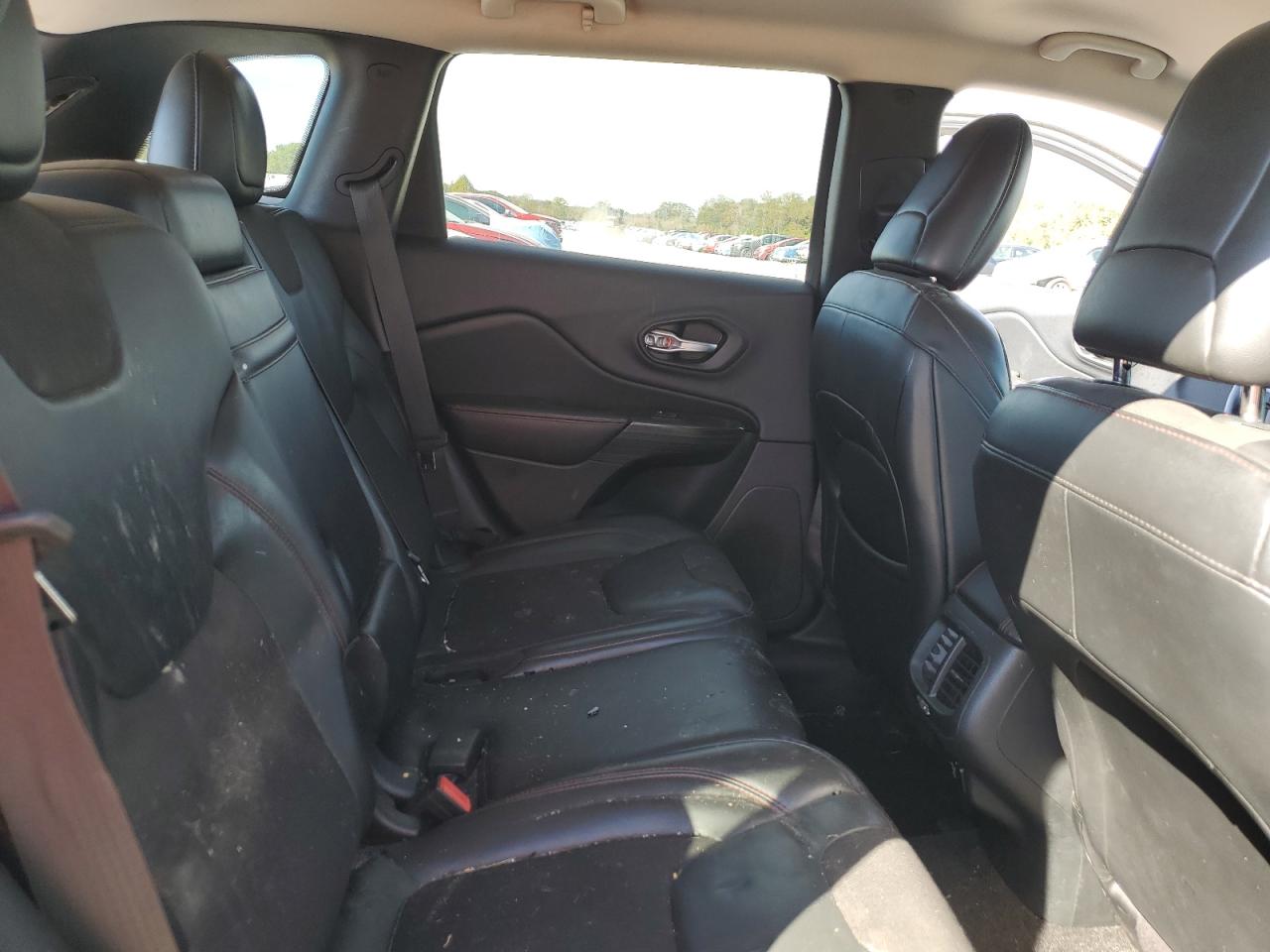 2016 Jeep Cherokee Trailhawk VIN: 1C4PJMBS1GW133312 Lot: 82638665