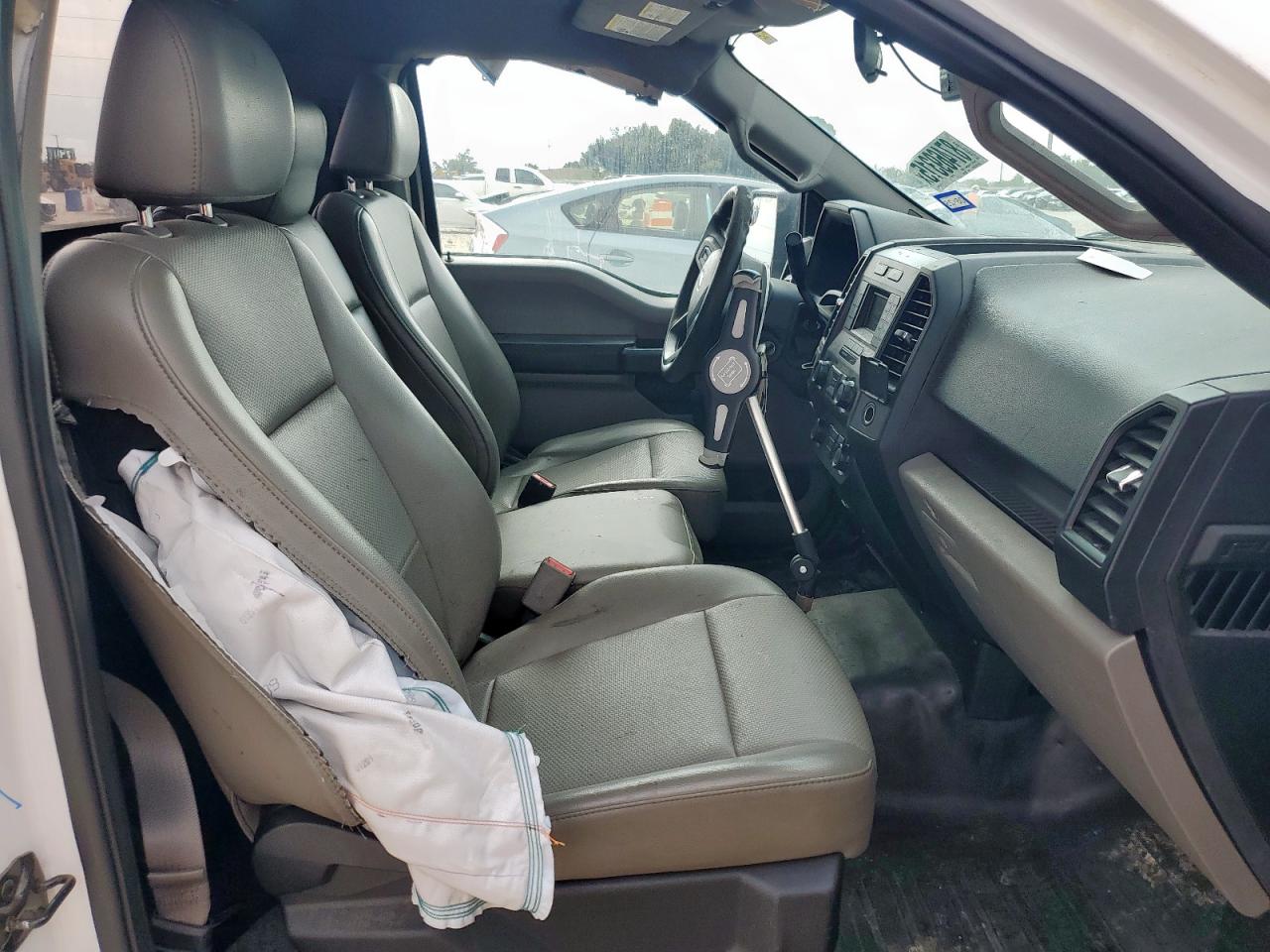 2017 Ford F150 VIN: 1FTMF1C81HKE48528 Lot: 87469315