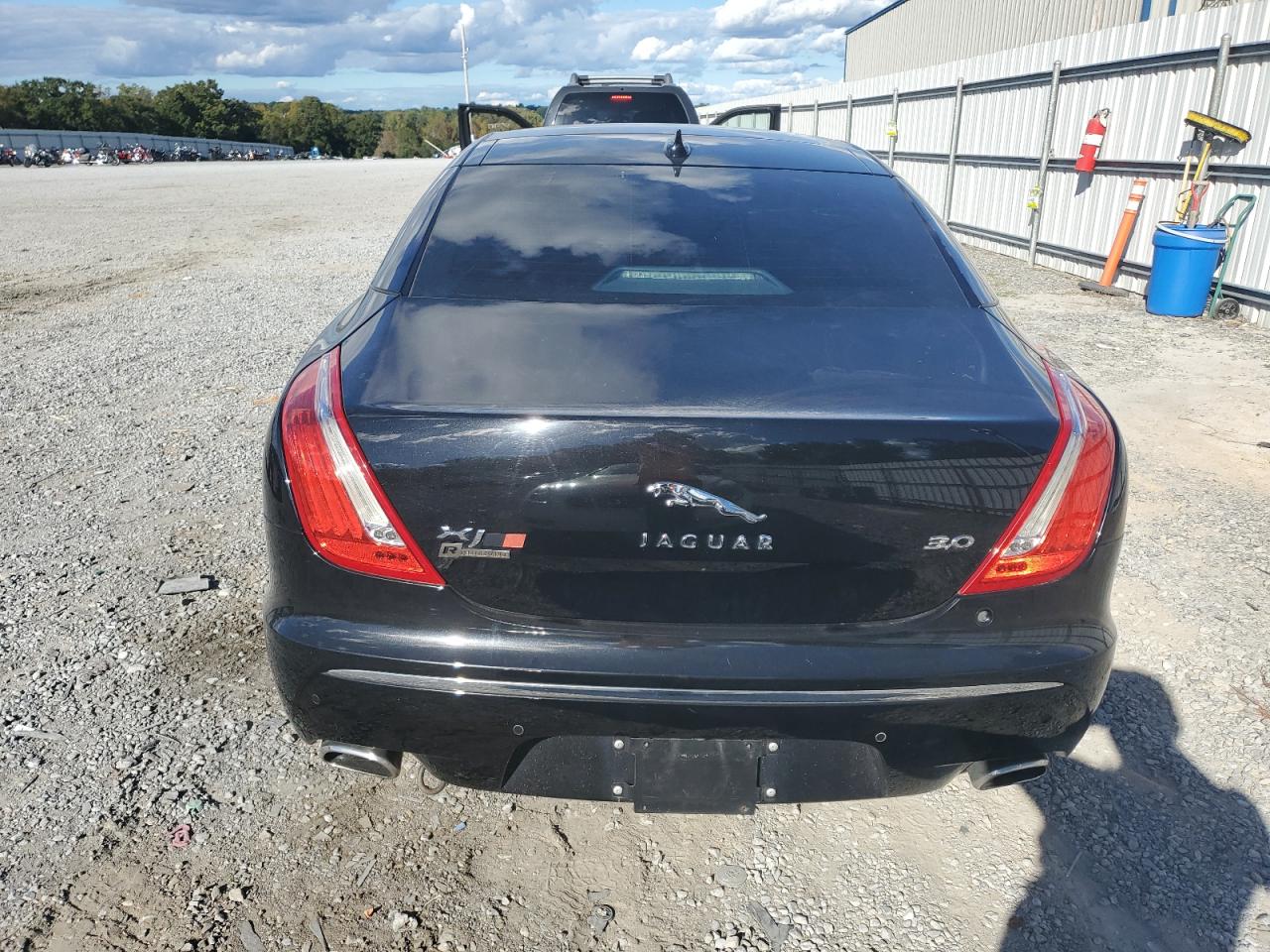 2013 Jaguar Xj VIN: SAJWA1C78D8V57155 Lot: 86630925