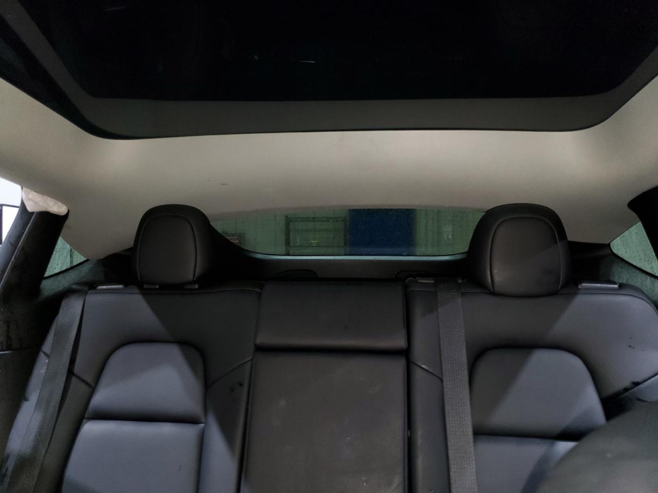 2022 Tesla Model Y VIN: 7SAYGAEE5NF426643 Lot: 90807855