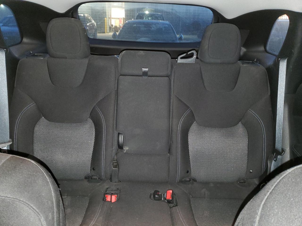 2019 Jeep Cherokee Sport VIN: 1C4PJLABXKD469556 Lot: 87412705