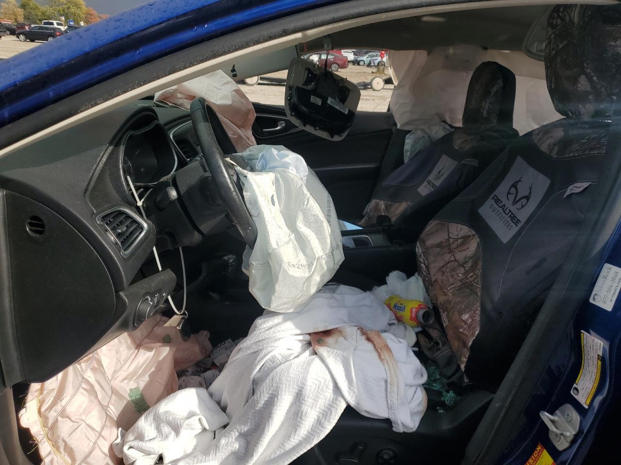 2015 Chrysler 200 Limited VIN: 1C3CCCAB4FN550503 Lot: 82641545