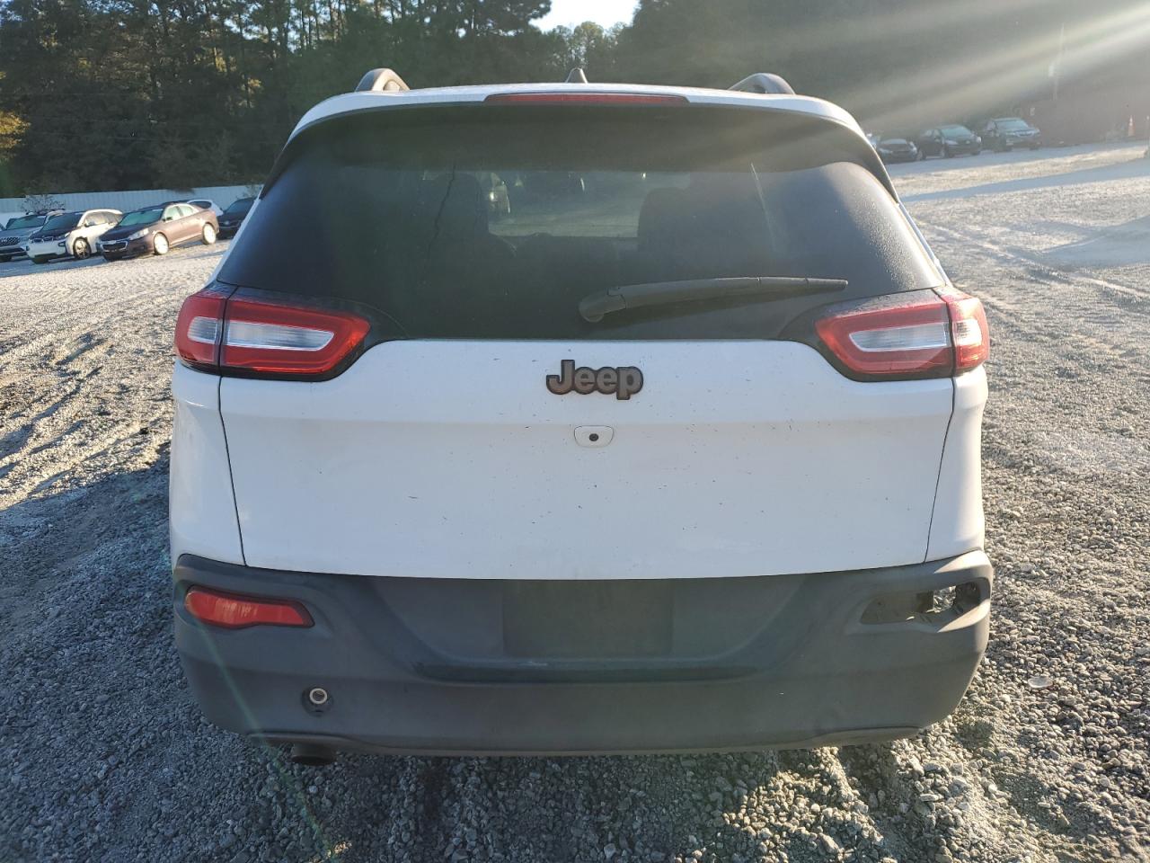 2017 Jeep Cherokee Latitude VIN: 1C4PJLCB2HW510286 Lot: 82512095