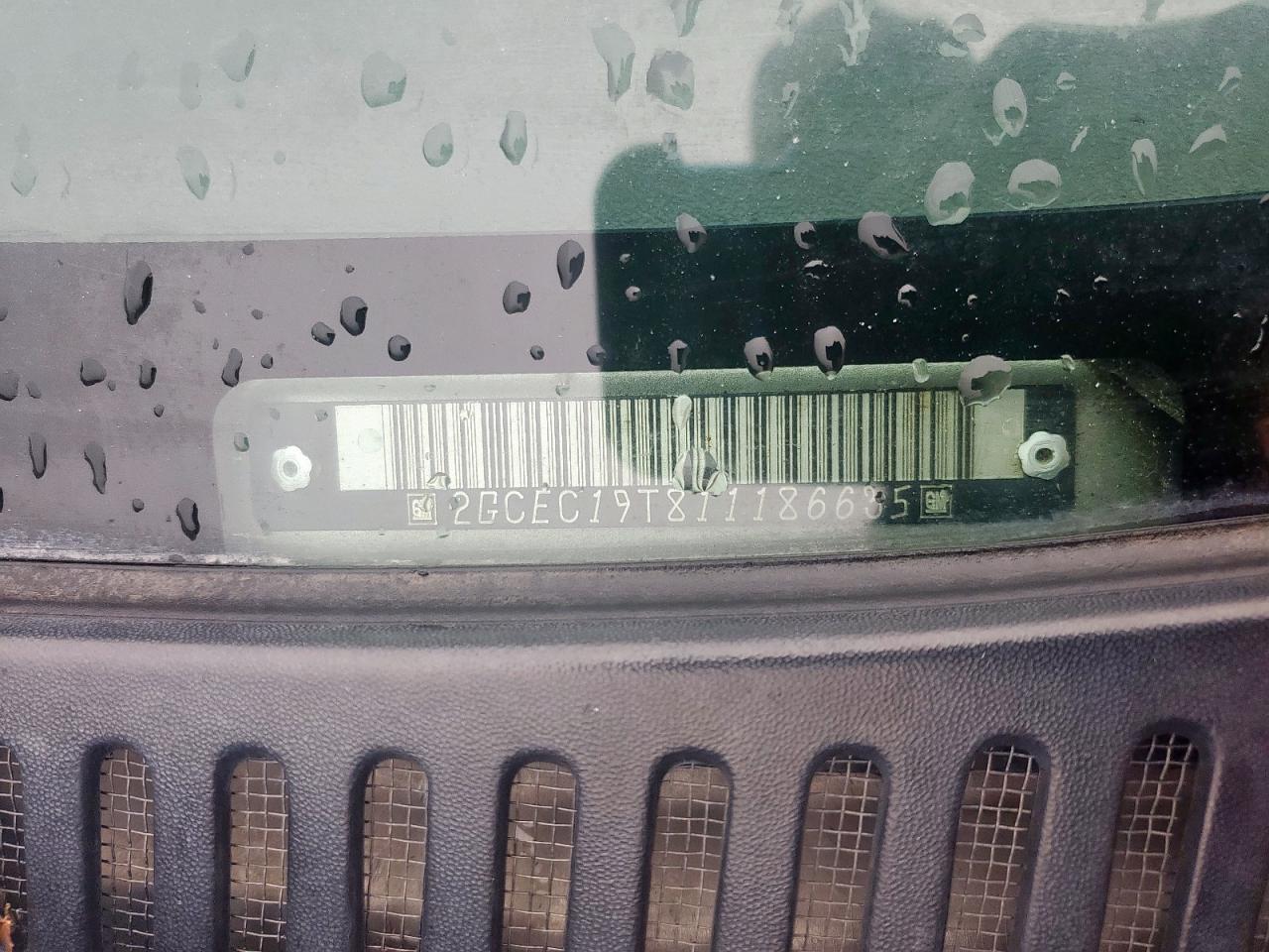 2001 Chevrolet Silverado C1500 VIN: 2GCEC19T811186635 Lot: 84966095