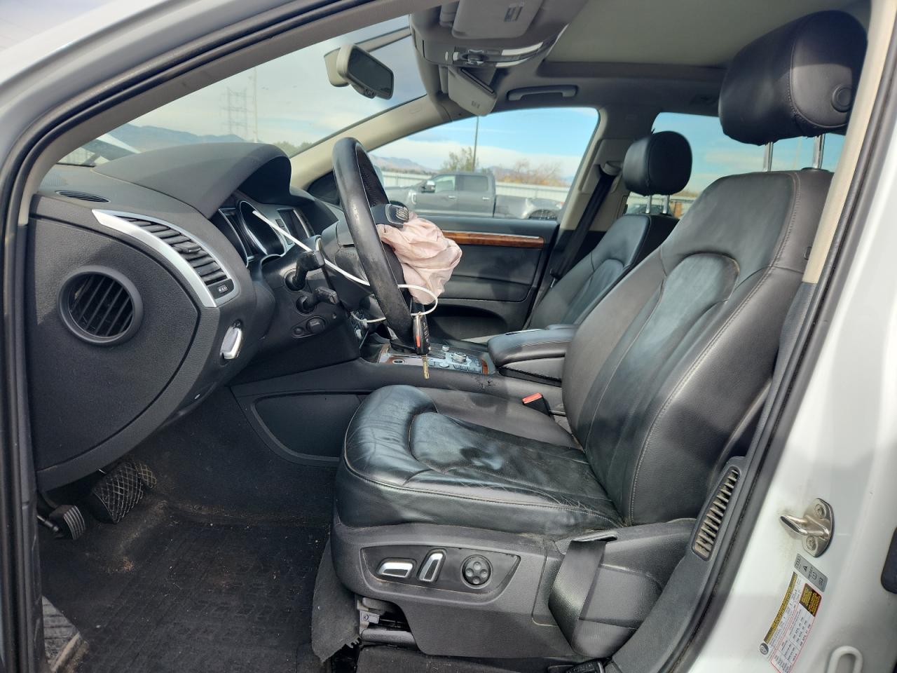 2015 Audi Q7 Premium Plus VIN: WA1LGAFE8FD015231 Lot: 90860325