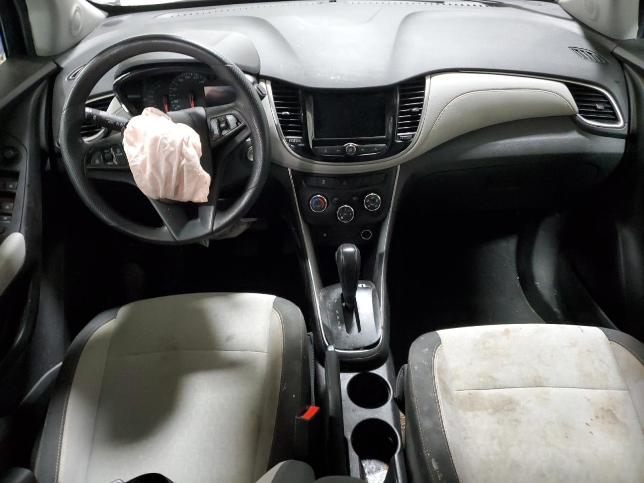 2019 Chevrolet Trax Ls VIN: 3GNCJNSB8KL265784 Lot: 82330925