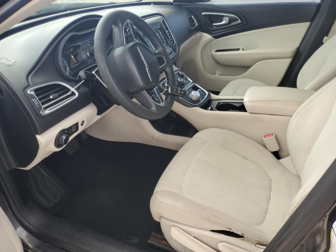 2015 Chrysler 200 Limited VIN: 1C3CCCAB8FN753426 Lot: 82235535