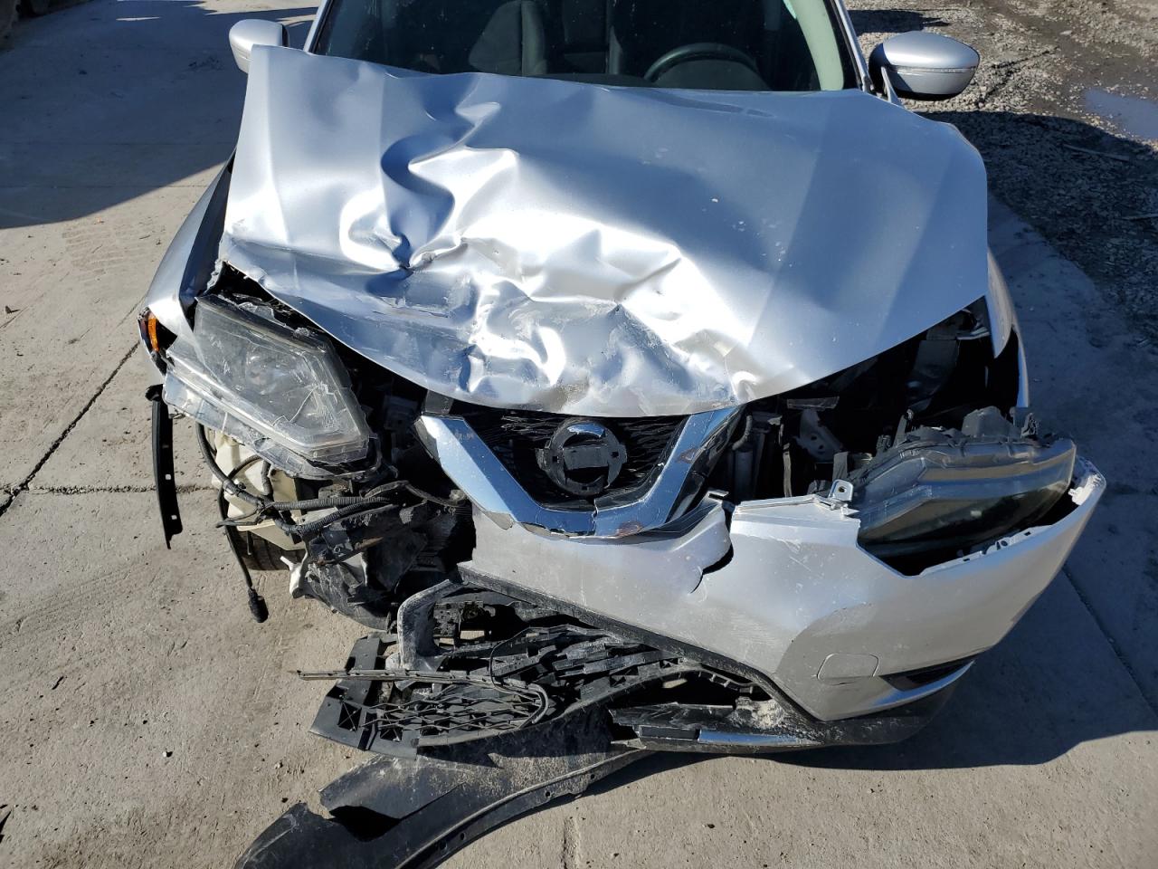 2015 Nissan Rogue S VIN: KNMAT2MV4FP555269 Lot: 84943145