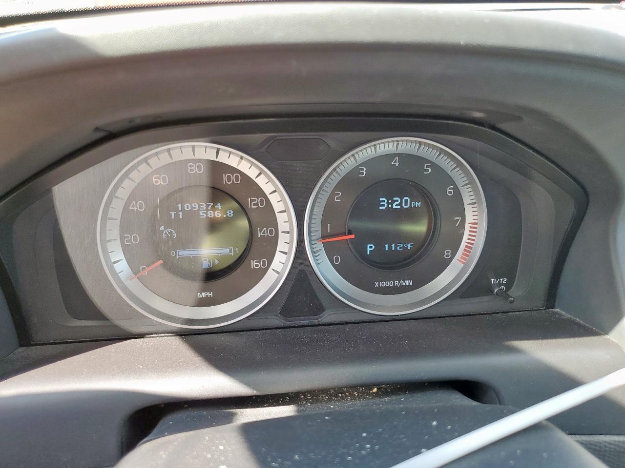 2012 Volvo Xc60 3.2 VIN: YV4952DL8C2337949 Lot: 84646145