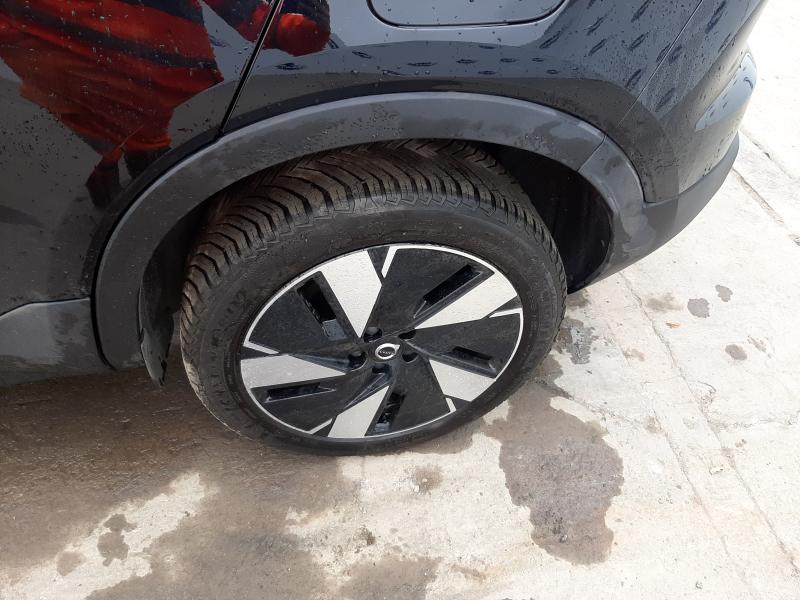 2024 VOLVO XC40 CORE RECHARGE EV 