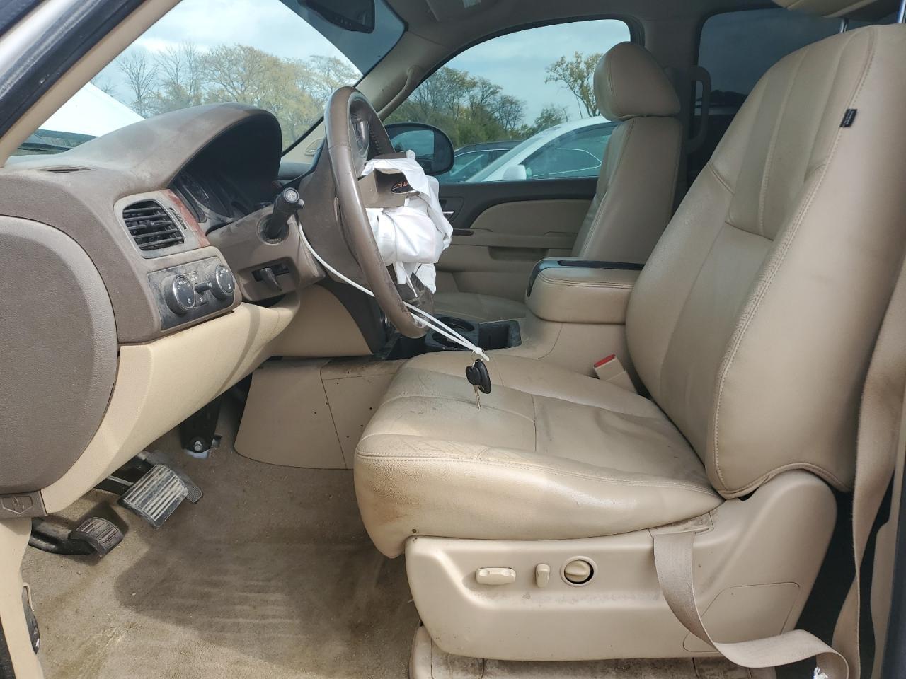 2013 GMC Yukon Slt VIN: 1GKS2CE08DR330732 Lot: 90123155