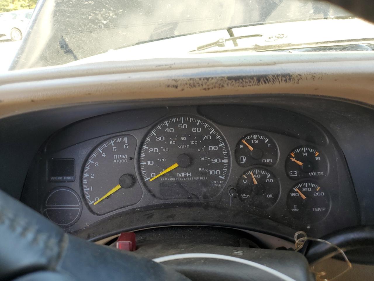 2001 Chevrolet Suburban K1500 VIN: 3GNFK16TX1G250524 Lot: 82254945