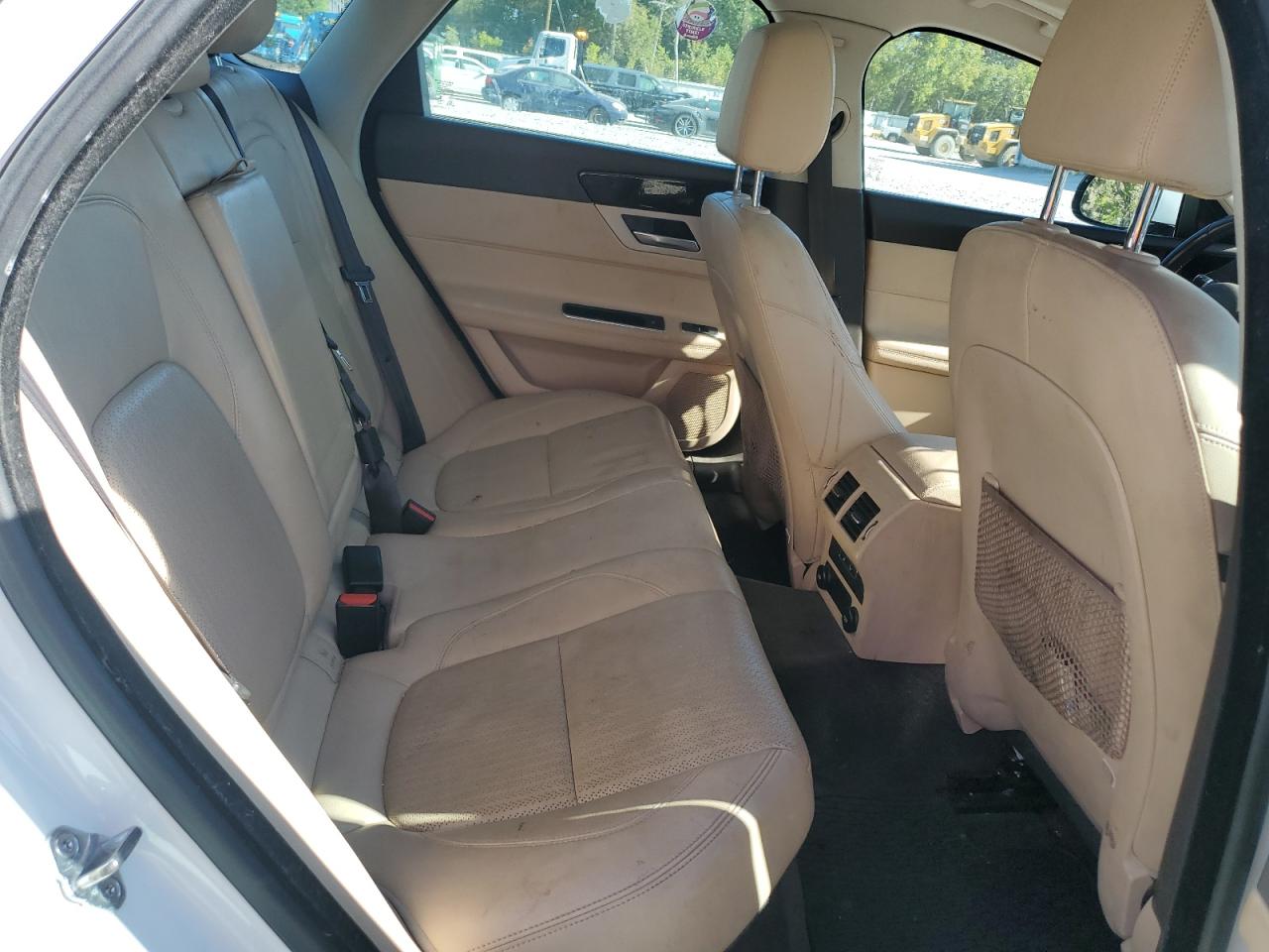 2016 Jaguar Xf Prestige VIN: SAJBK4BV2GCY16320 Lot: 84399945