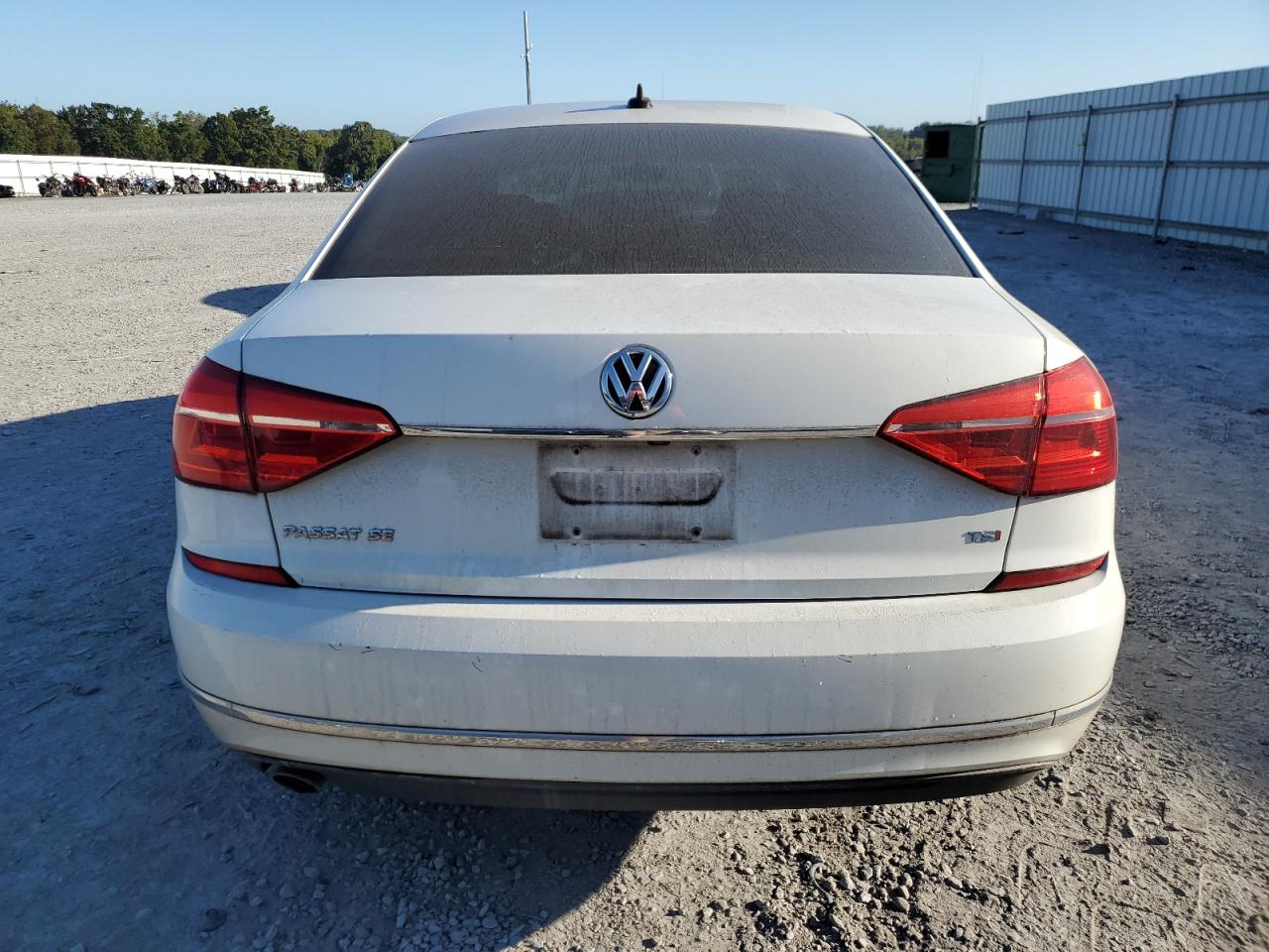 2016 Volkswagen Passat Se VIN: 1VWBT7A34GC005872 Lot: 81988055