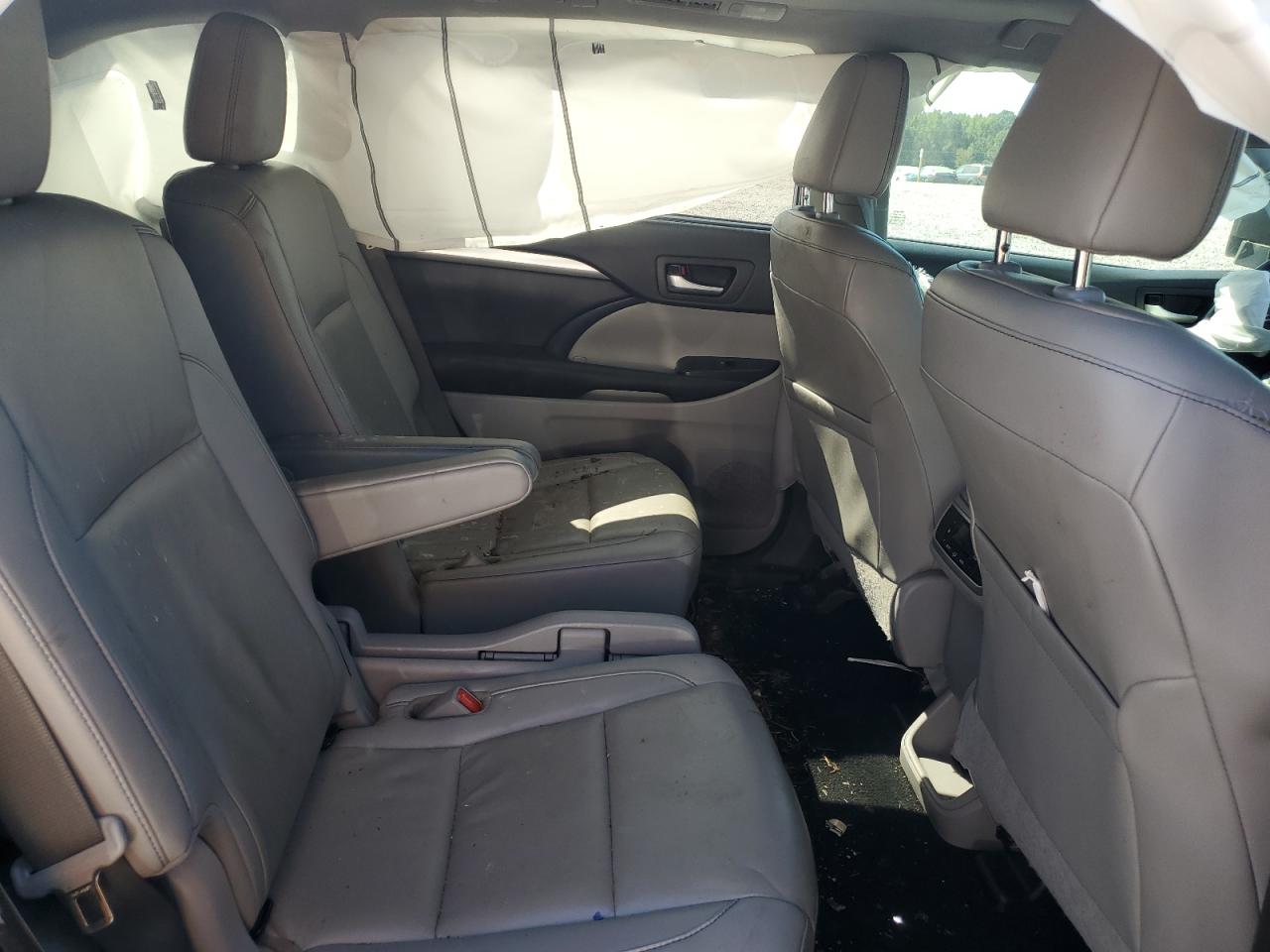 2019 Toyota Highlander Se VIN: 5TDKZRFH2KS362248 Lot: 82238385