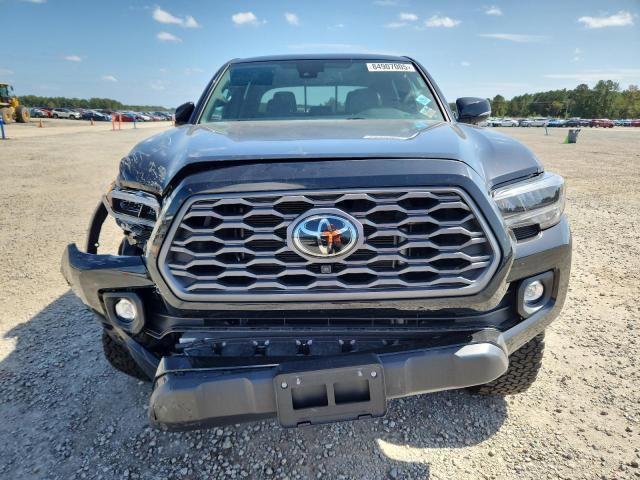  TOYOTA TACOMA 2021 Черный
