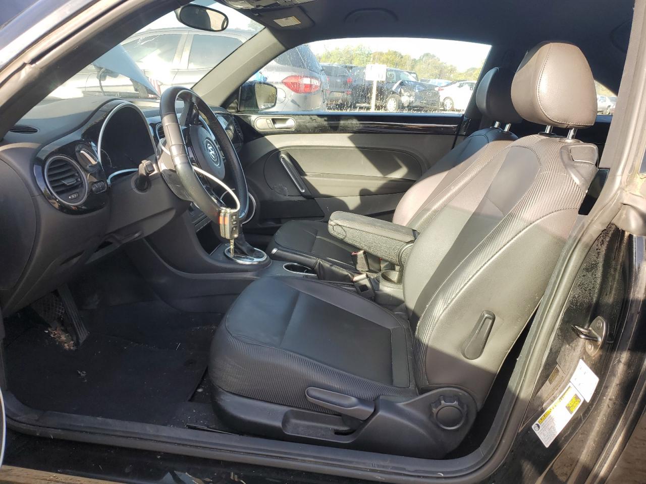 2013 Volkswagen Beetle VIN: 3VWJP7AT5DM685758 Lot: 84296785