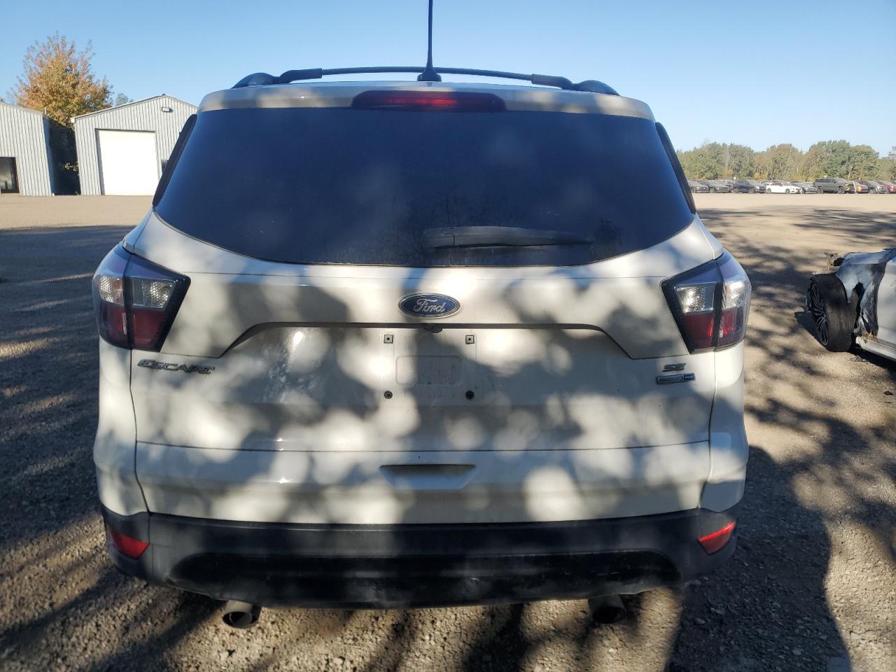 2018 Ford Escape Se VIN: 1FMCU9GDXJUB18061 Lot: 85265895