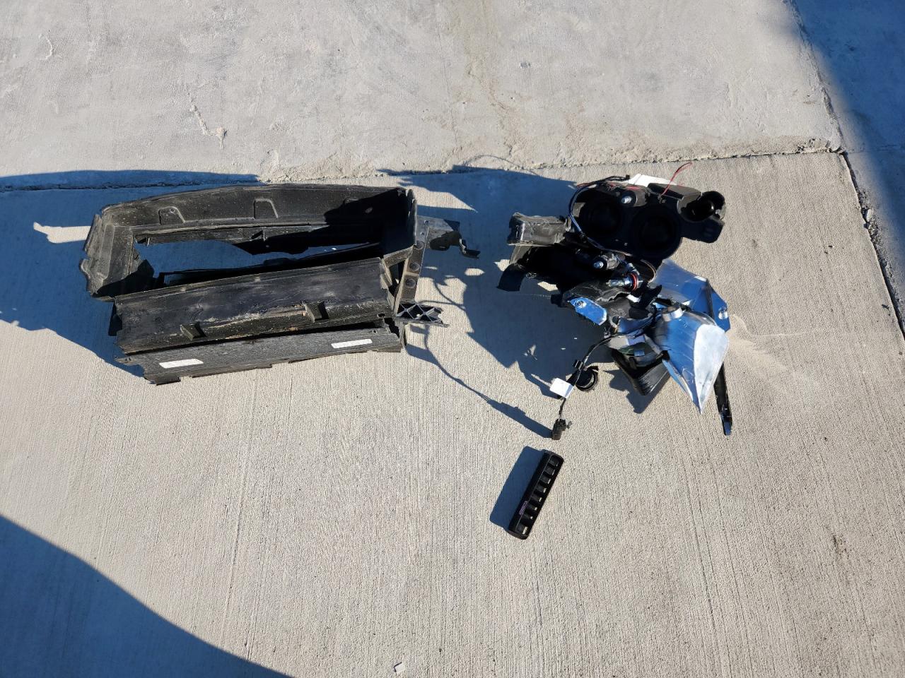 2021 Ford Expedition Xlt VIN: 1FMJU1HTXMEA16353 Lot: 82236845