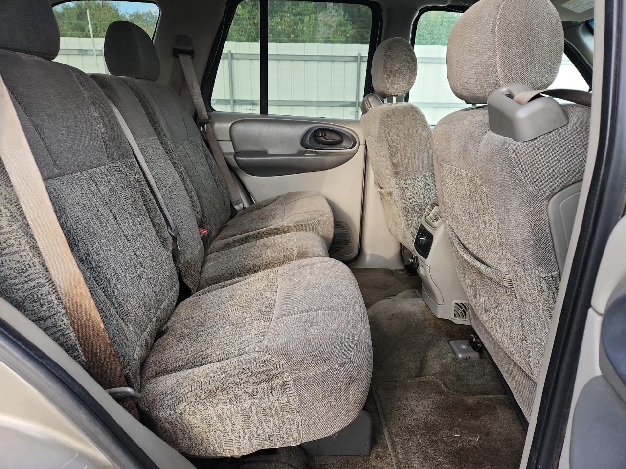 2002 Chevrolet Trailblazer VIN: 1GNDT13S722471833 Lot: 84833595